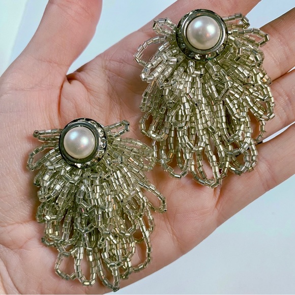 Vintage Jewelry - Vintage 1970s Beaded Waterfall Clip On  Earrings